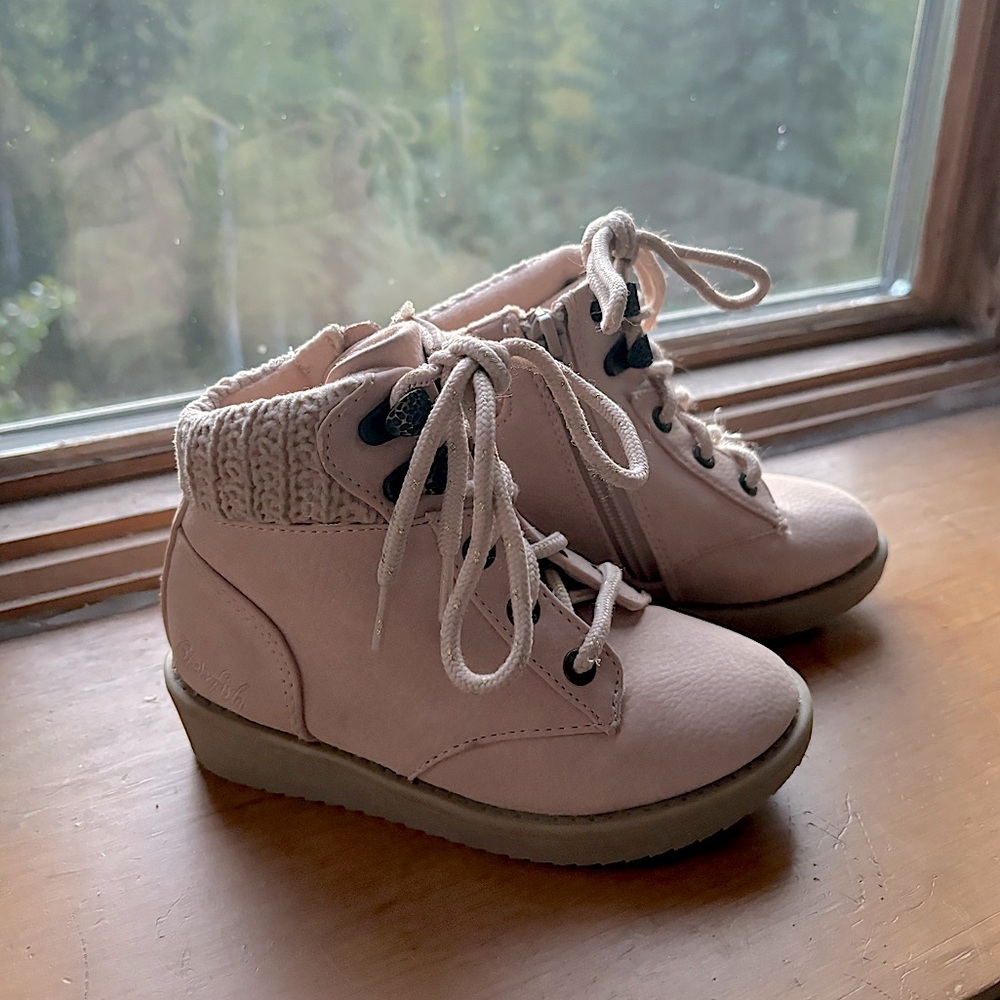 Blowfish Malibu Kids‎ Hightop Wedge Shoes Size 9c Tan Brown Sneakers Boots